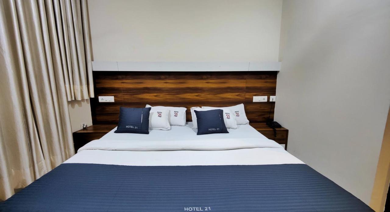 Hotel 21 Next To Chd Railway Station Chandīgarh Buitenkant foto