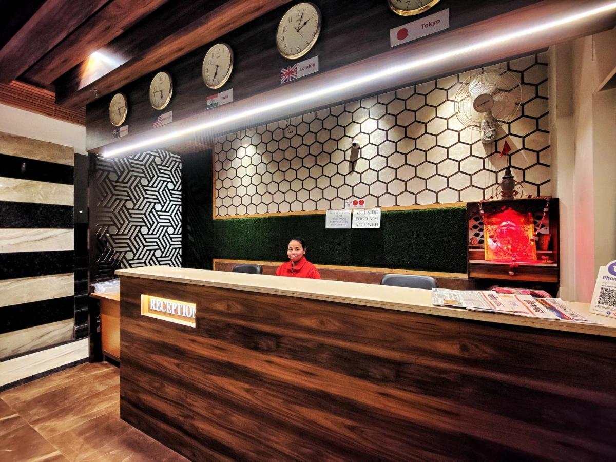 Hotel 21 Next To Chd Railway Station Chandīgarh Buitenkant foto