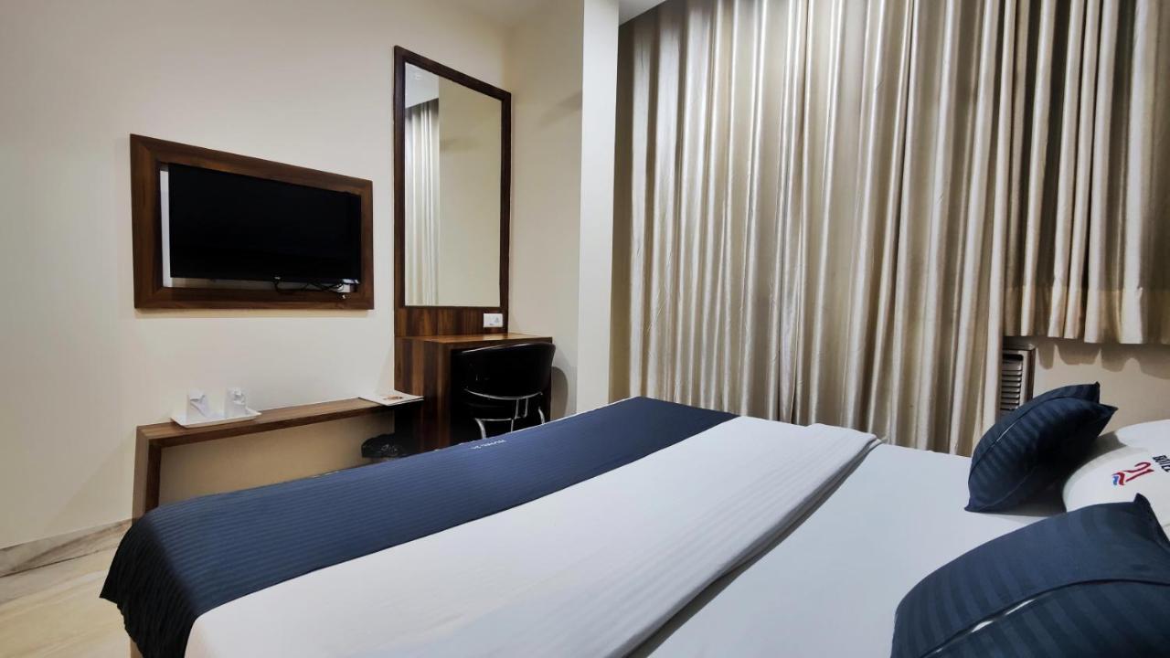Hotel 21 Next To Chd Railway Station Chandīgarh Buitenkant foto